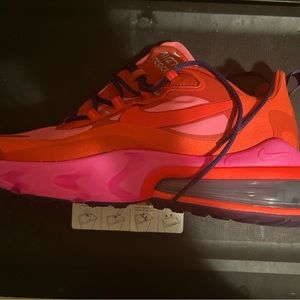 WOMENS NIKE AIR MAX 270 REACT CRIMSON TINT